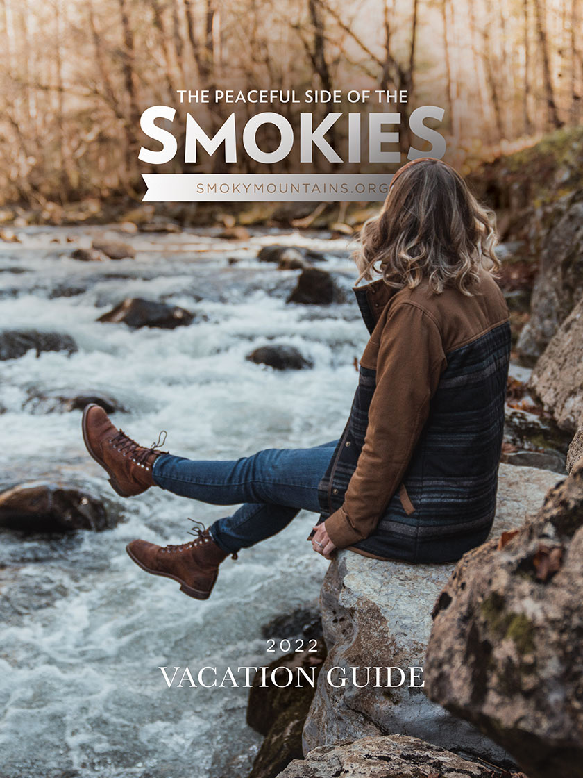 Smoky Mountains Tennessee Vacation Guide 2022 | Free Travel Guides